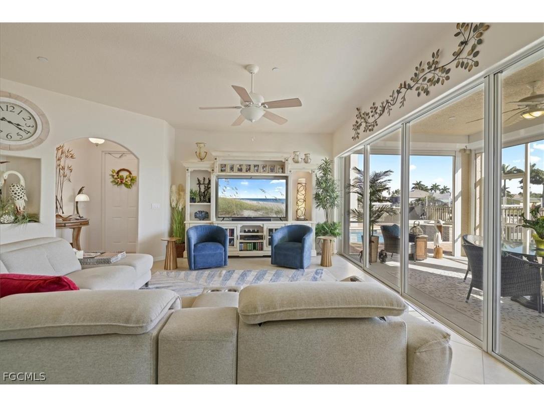 1624 Beach Parkway #102 Cape Coral FL 33904 2026007014 image8