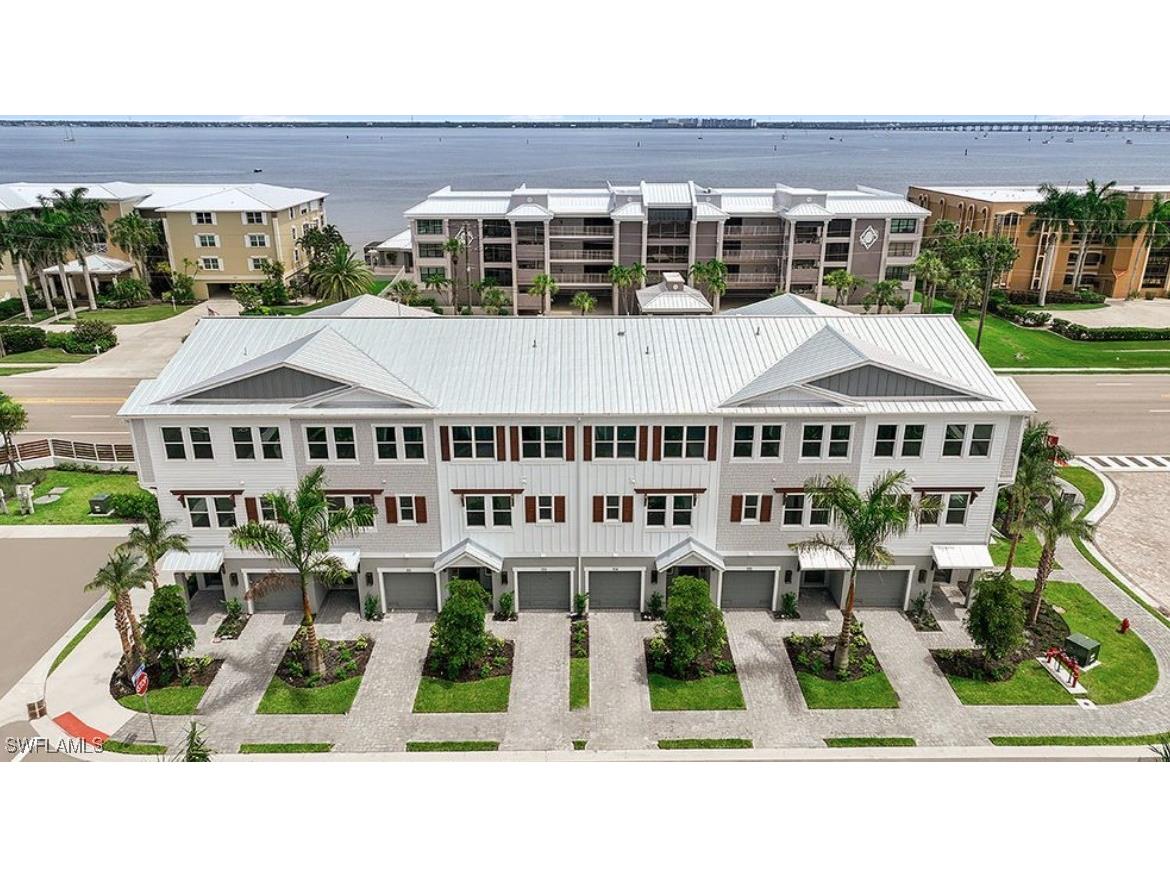 1624 Compass Pointe Court #202 Punta Gorda FL 33950 225070995 image1