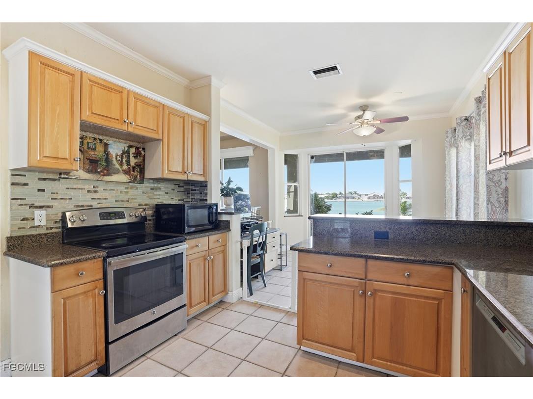 1624 Emerald Cove Drive Cape Coral FL 33991 2025019323 image12