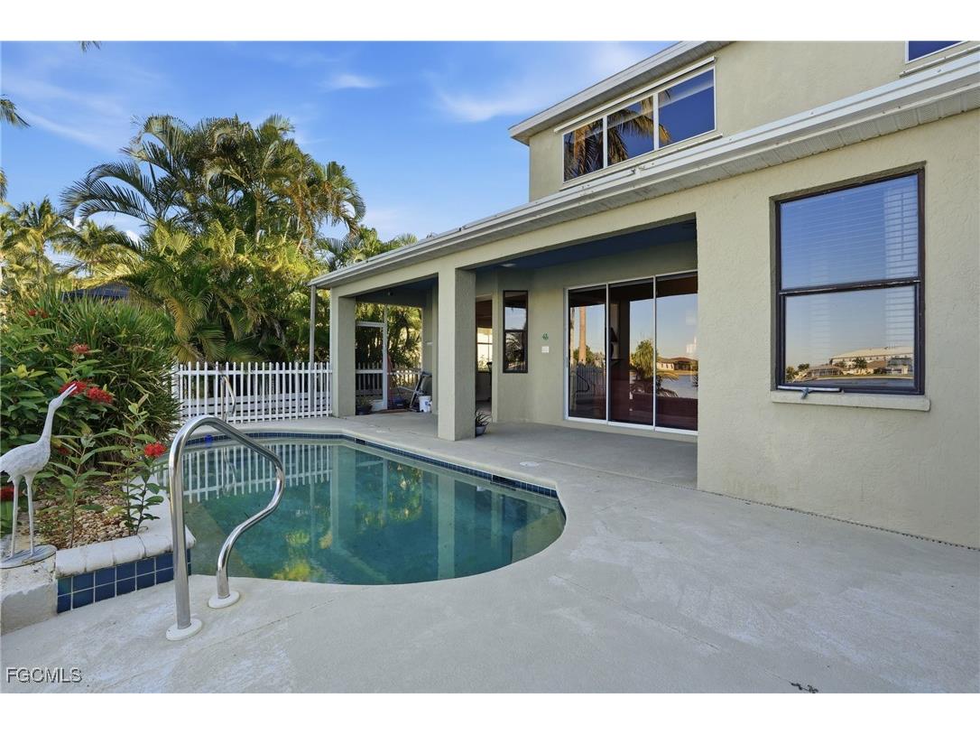 1624 Emerald Cove Drive Cape Coral FL 33991 2025019323 image36