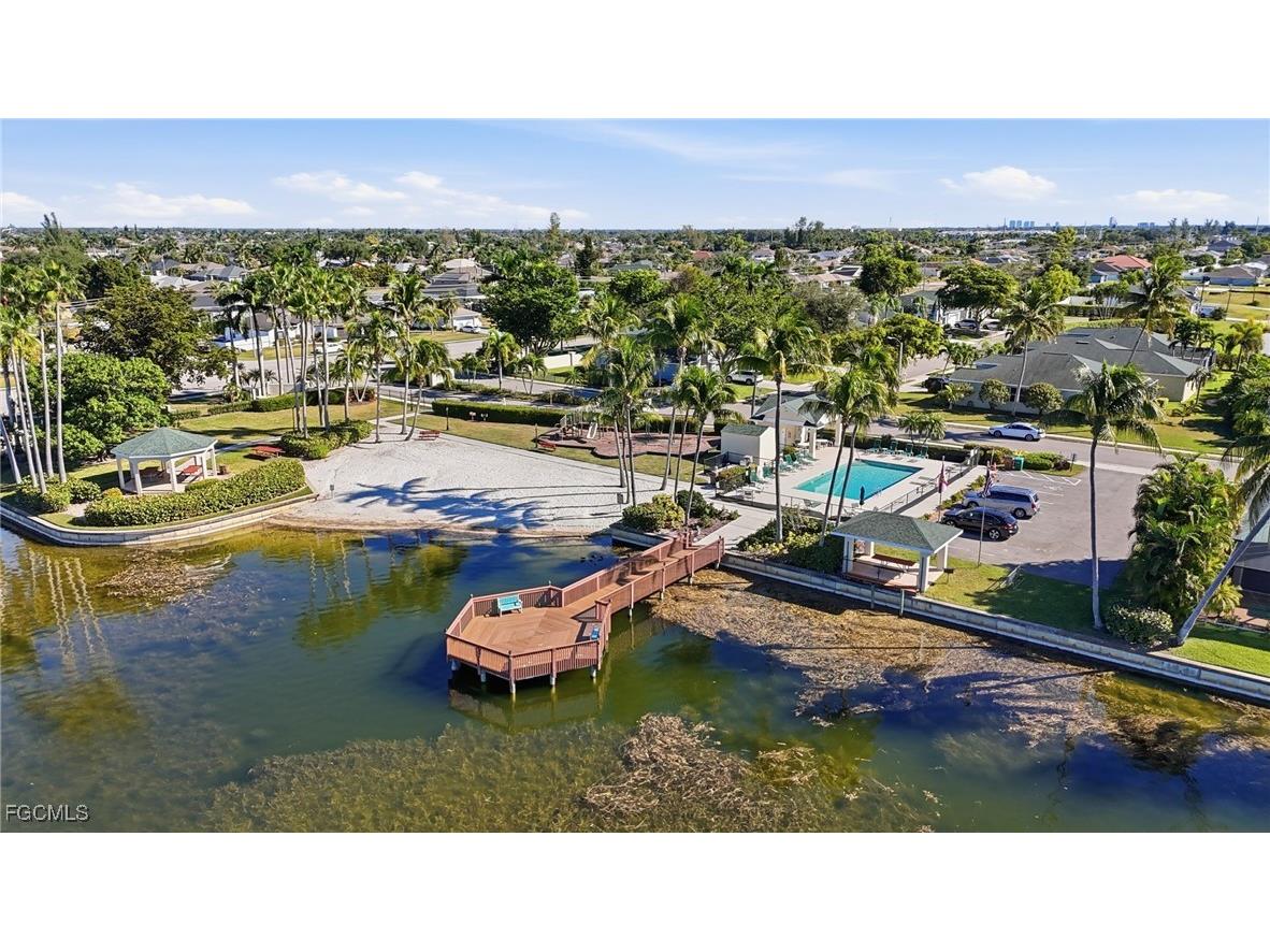1624 Emerald Cove Drive Cape Coral FL 33991 2025019323 image41
