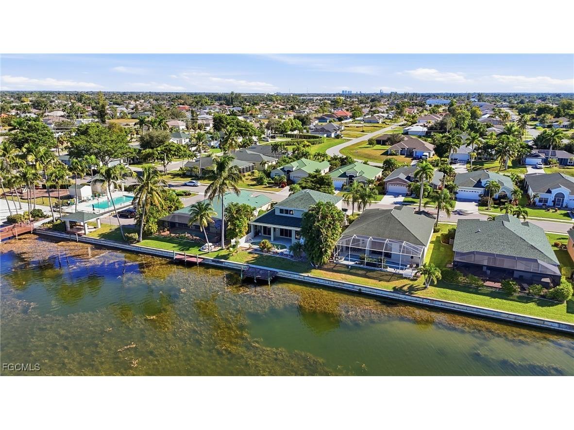1624 Emerald Cove Drive Cape Coral FL 33991 2025019323 image42