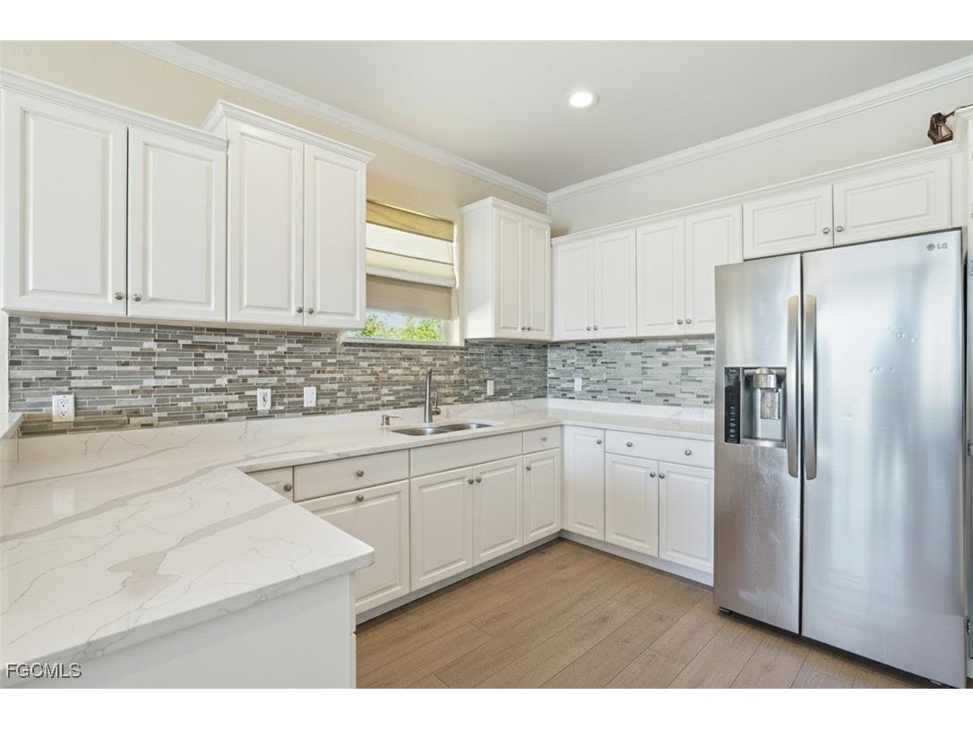 1624 Emerald Cove Drive Cape Coral FL 33991 2025019323 image46