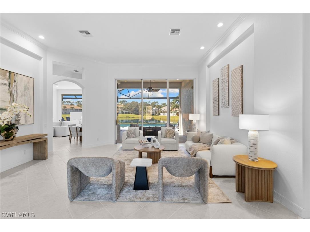 1624 Manchester Court Naples FL 34109 226006252 image1