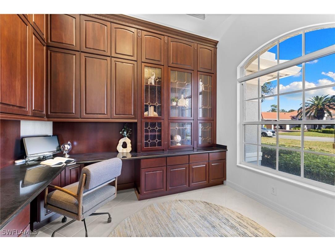 1624 Manchester Court Naples FL 34109 226006252 image23