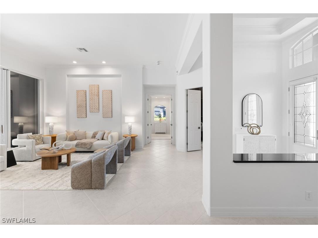 1624 Manchester Court Naples FL 34109 226006252 image4