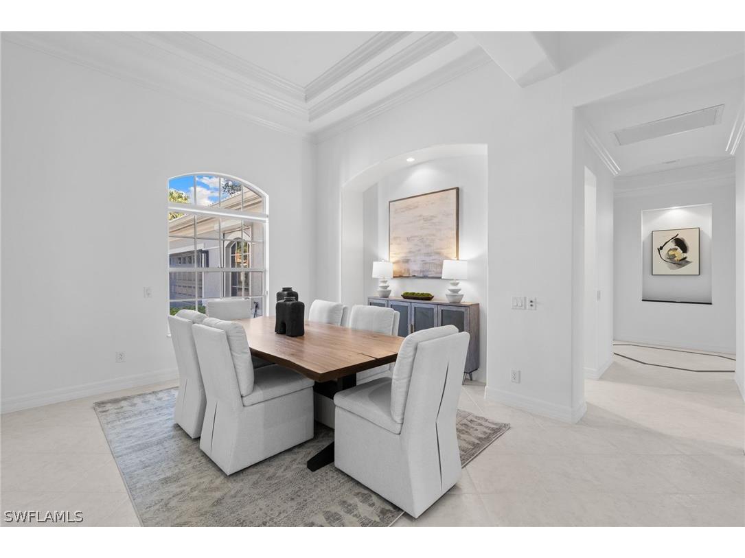 1624 Manchester Court Naples FL 34109 226006252 image5