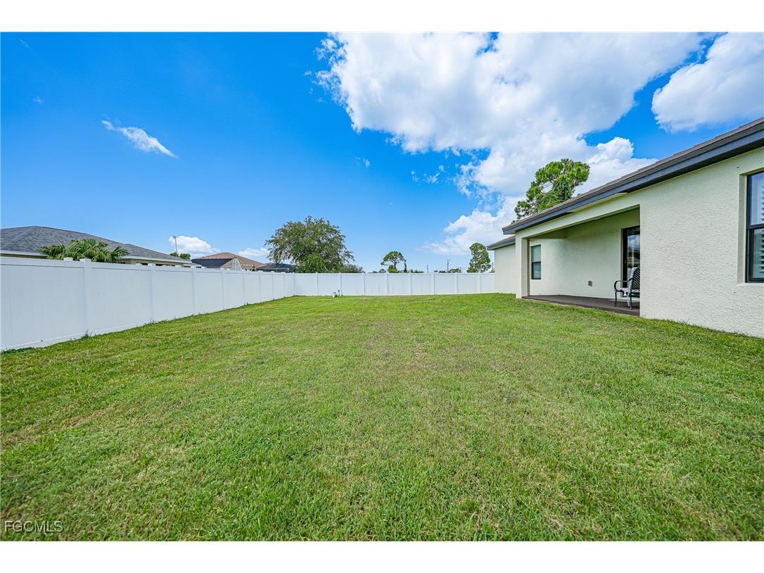 1624 NW 29th Street Cape Coral FL 33993 2025000186 image28