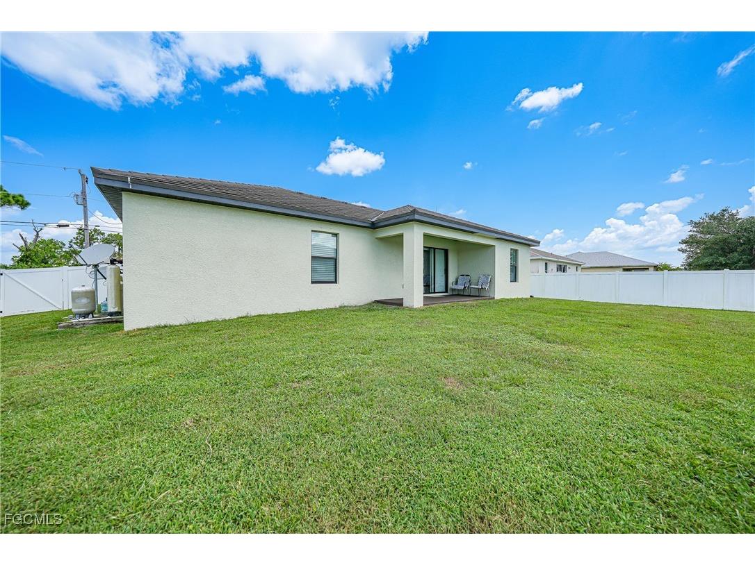 1624 NW 29th Street Cape Coral FL 33993 2025000186 image31