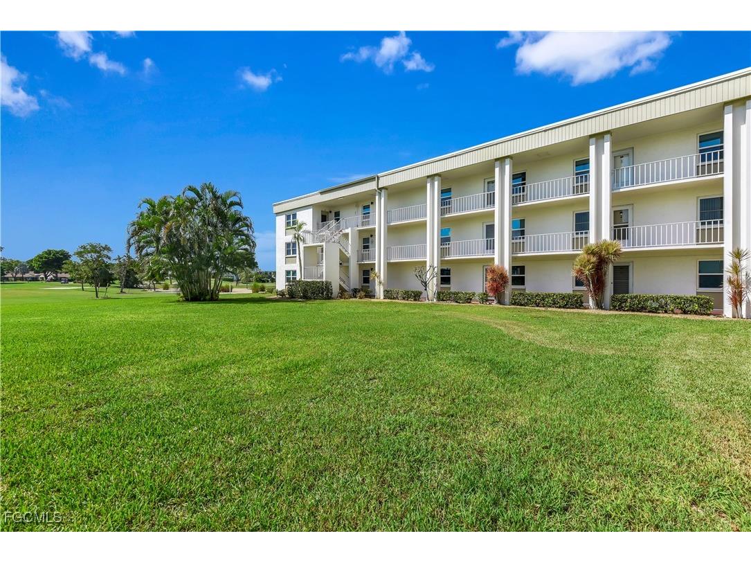 1624 Pine Valley Drive #115 Fort Myers FL 33907 2025000555 image1