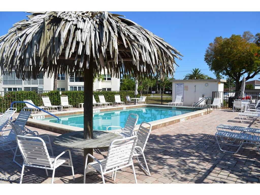 1624 Pine Valley Drive #118 Fort Myers FL 33907 2025024056 image1