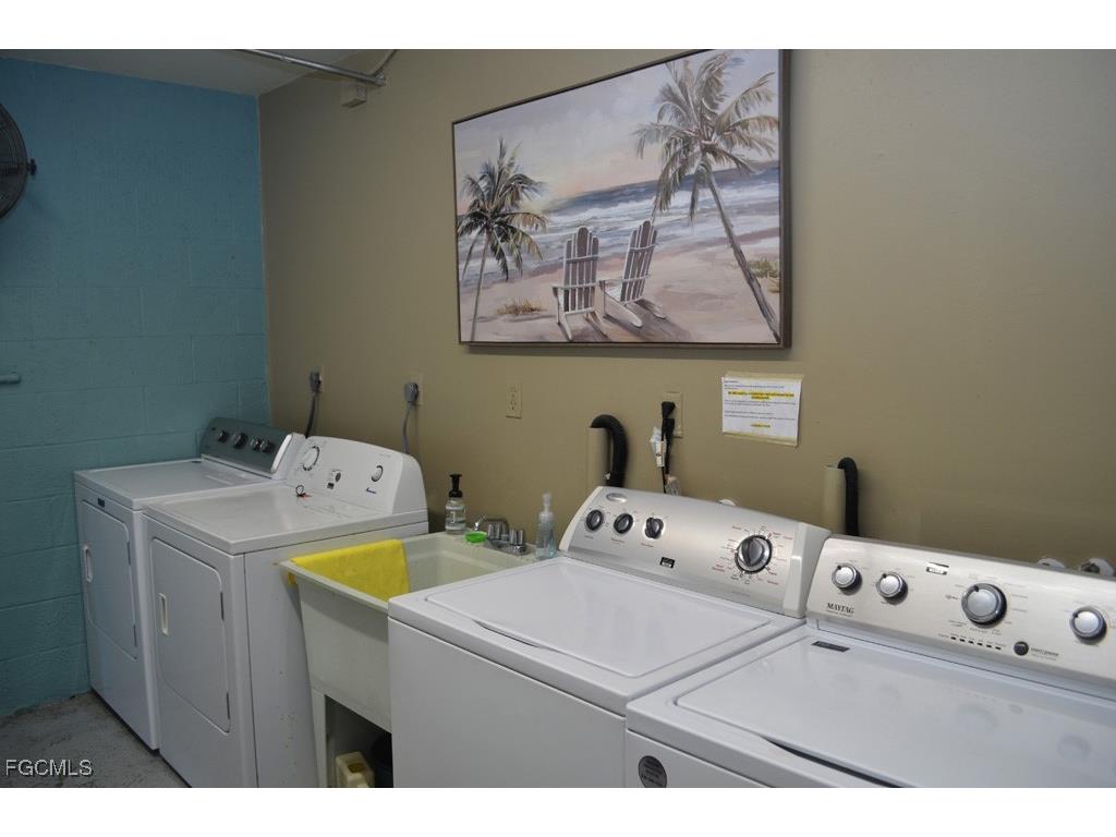 1624 Pine Valley Drive #118 Fort Myers FL 33907 2025024056 image20