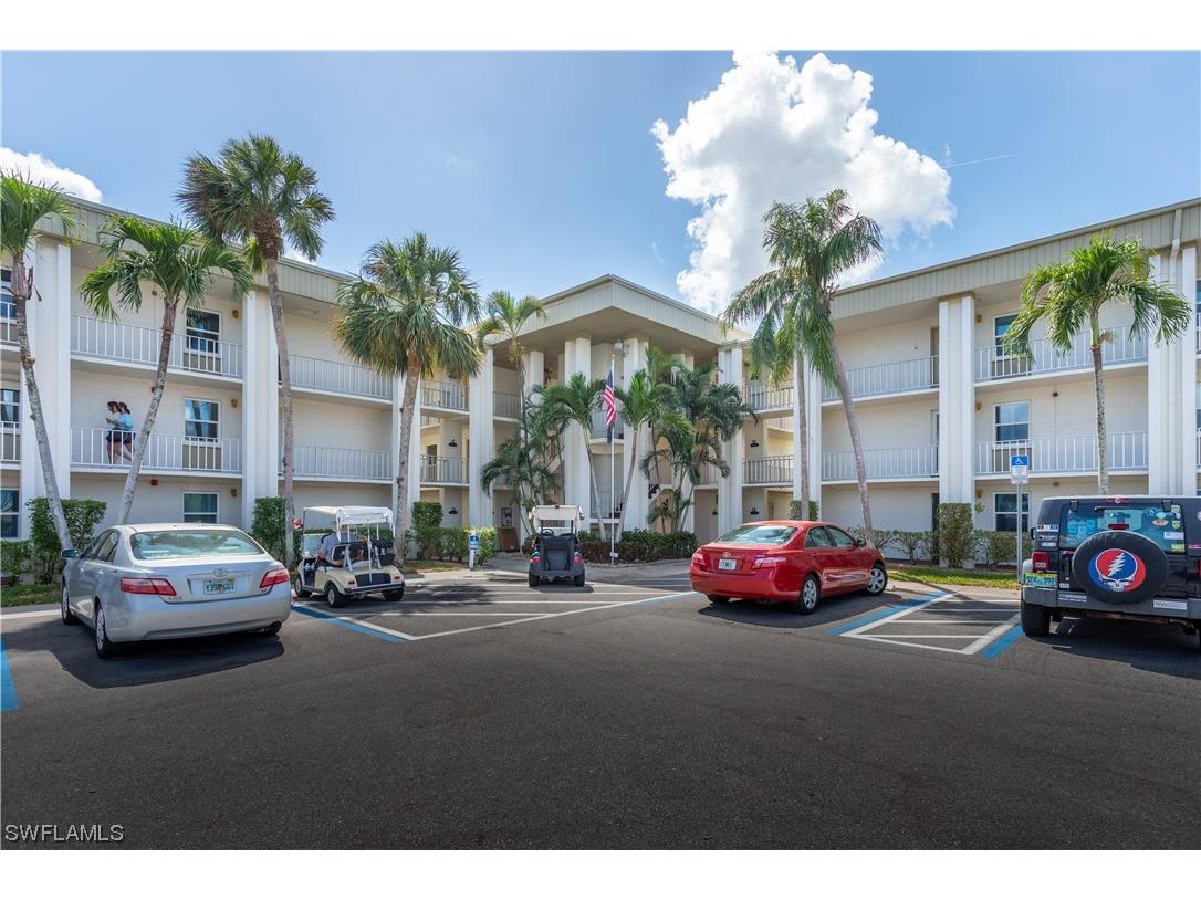 1624 Pine Valley Drive #206 Fort Myers FL 33907 223017589 image1