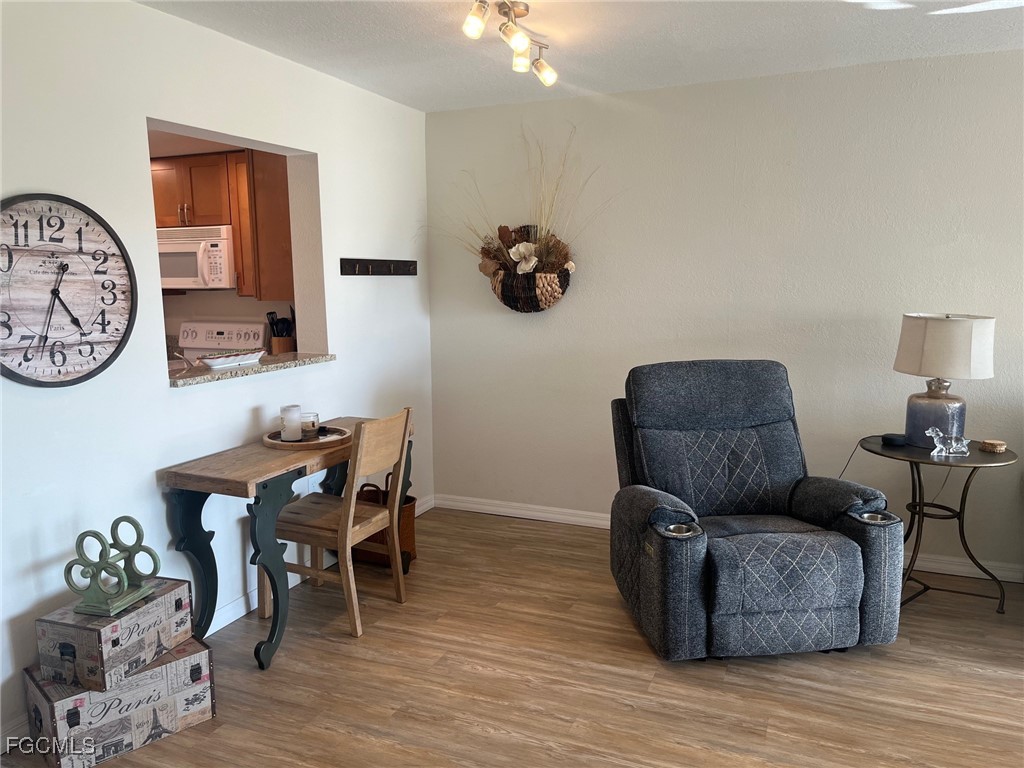 1624 Pine Valley Drive #211 Fort Myers FL 33907 2025020508 image3