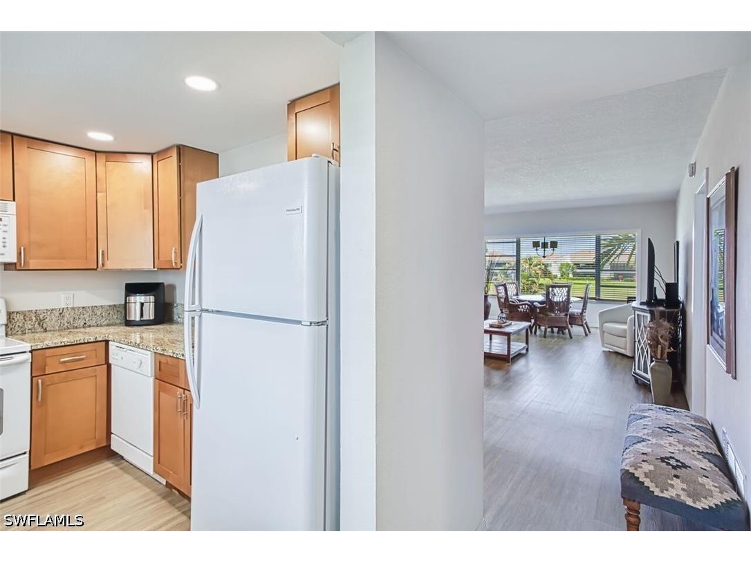 1624 Pine Valley Drive #211 Fort Myers FL 33907 226014264 image4