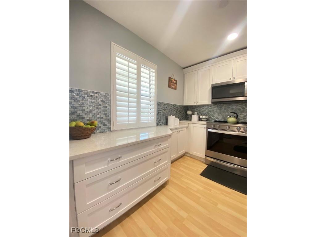 1624 Pine Valley Drive #302 Fort Myers FL 33907 2026000137 image3