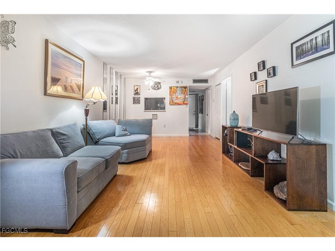 1624 Pine Valley Drive #310 Fort Myers FL 33907 2025024753 image3