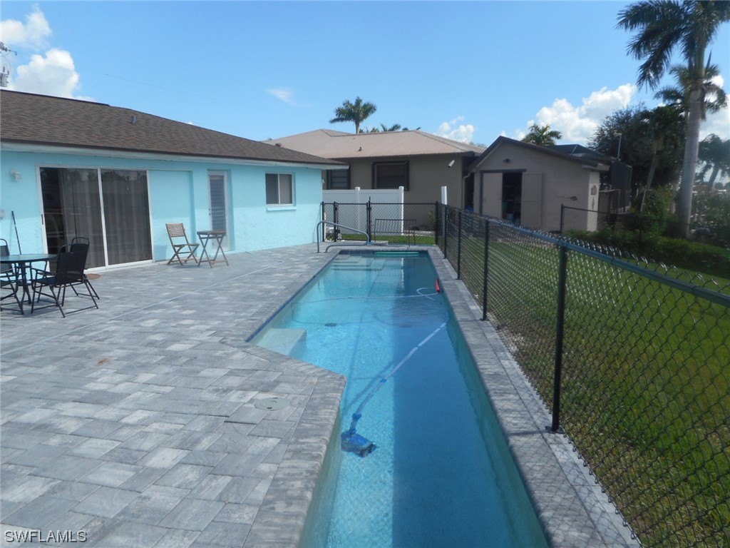 1624 SE 15th Terrace Cape Coral FL 33990 223070969 image1