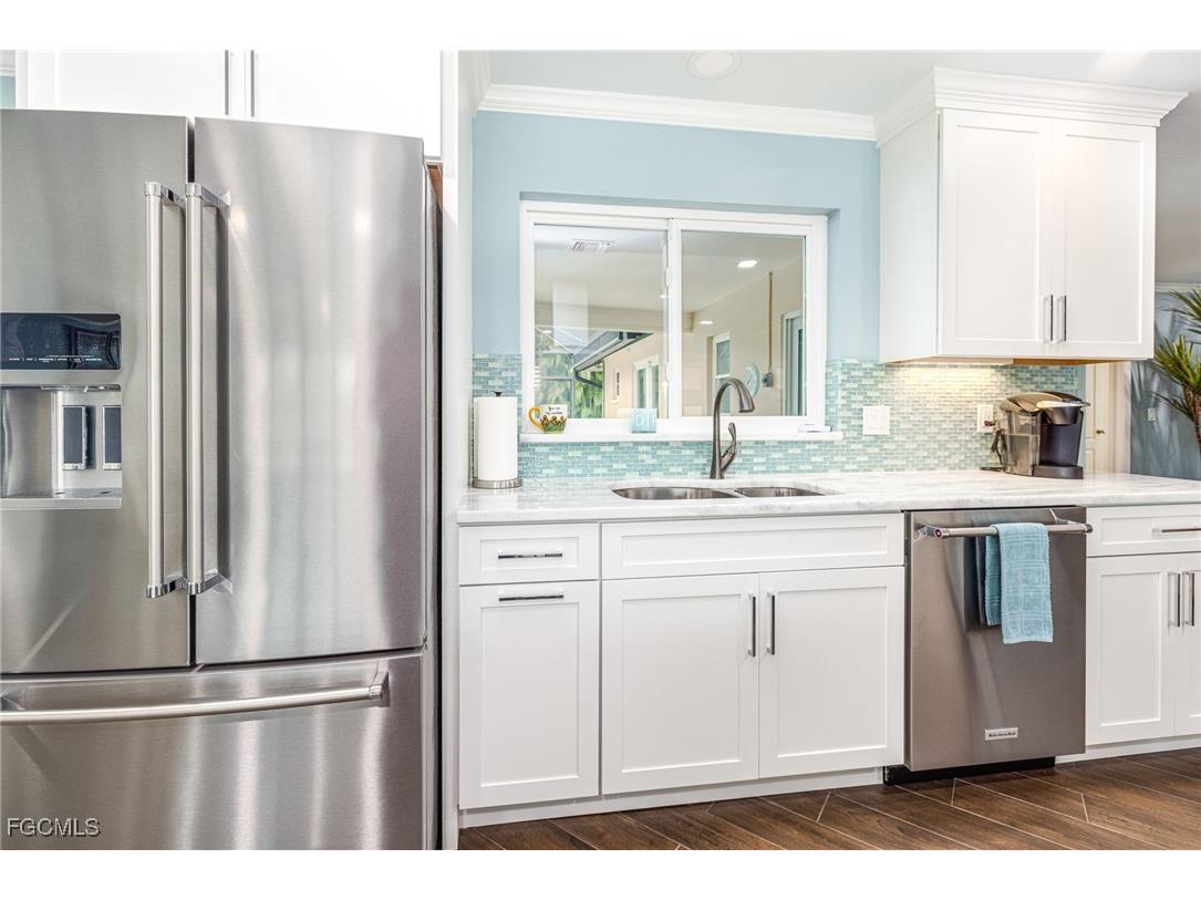 1624 Whiskey Creek Drive Fort Myers FL 33919 2025019628 image19