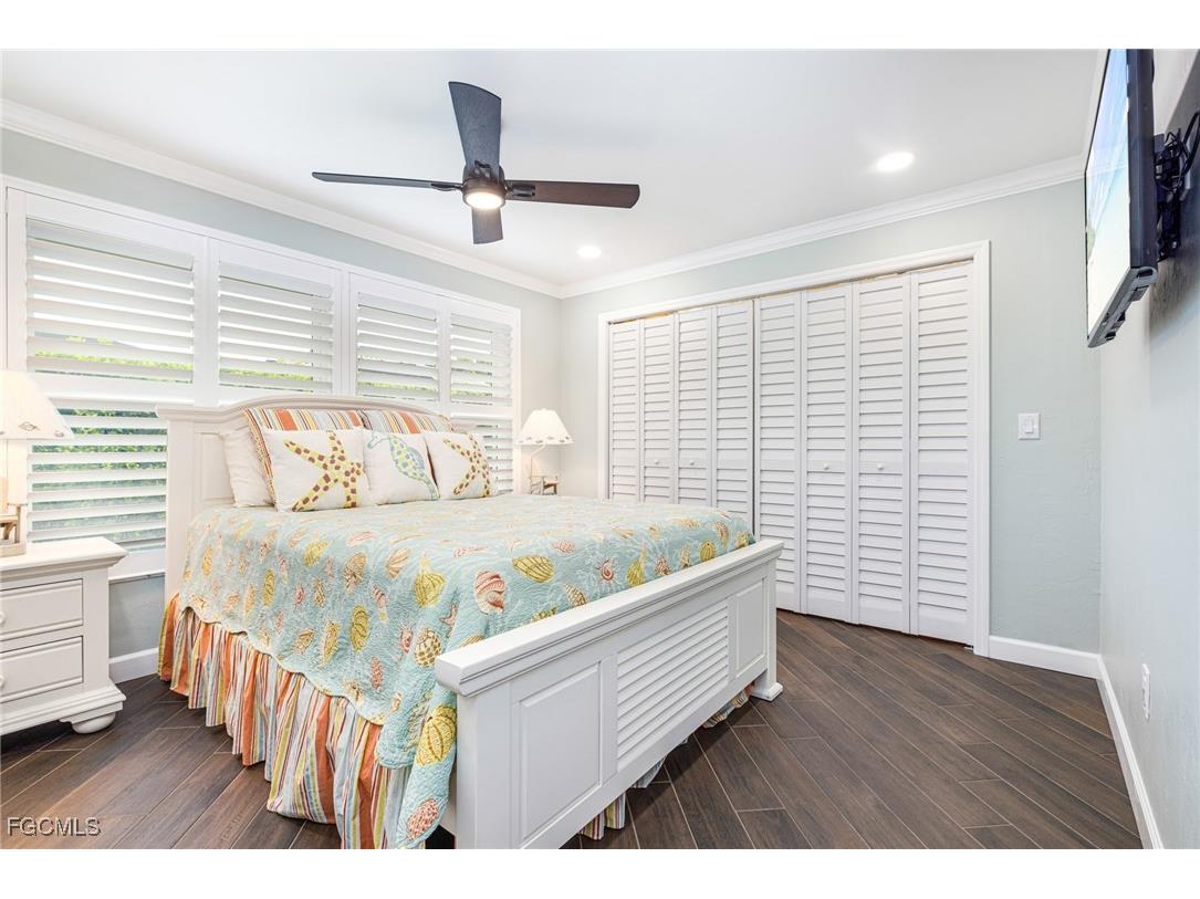 1624 Whiskey Creek Drive Fort Myers FL 33919 2025019628 image25