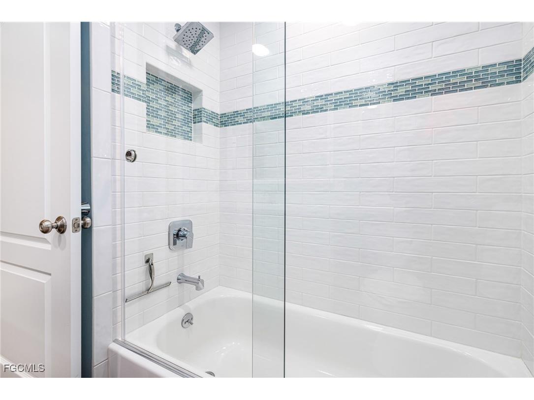 1624 Whiskey Creek Drive Fort Myers FL 33919 2025019628 image28