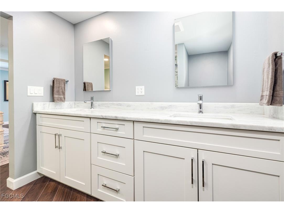 1624 Whiskey Creek Drive Fort Myers FL 33919 2025019628 image38