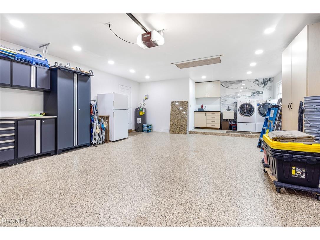 1624 Whiskey Creek Drive Fort Myers FL 33919 2025019628 image49