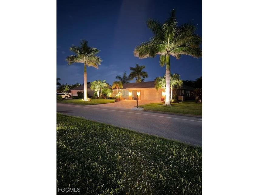 1624 Whiskey Creek Drive Fort Myers FL 33919 2025019628 image50