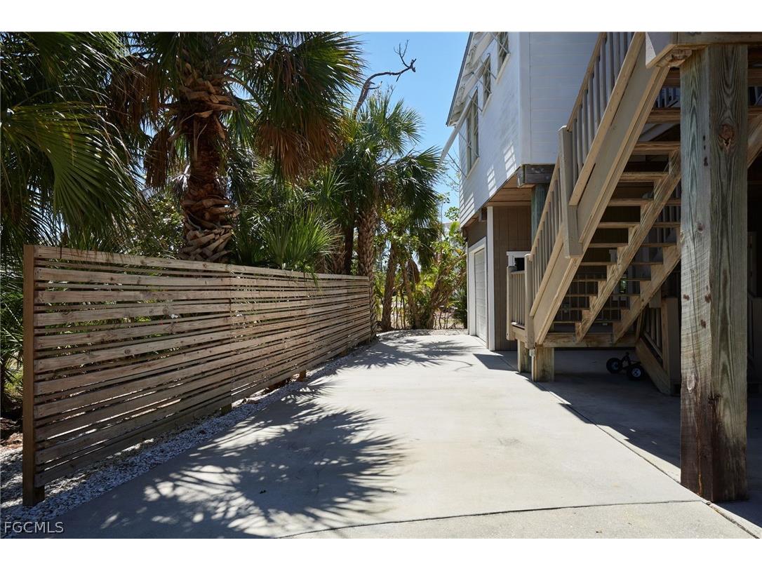 16247 Boyce Drive Bokeelia FL 33922 2026013649 image3