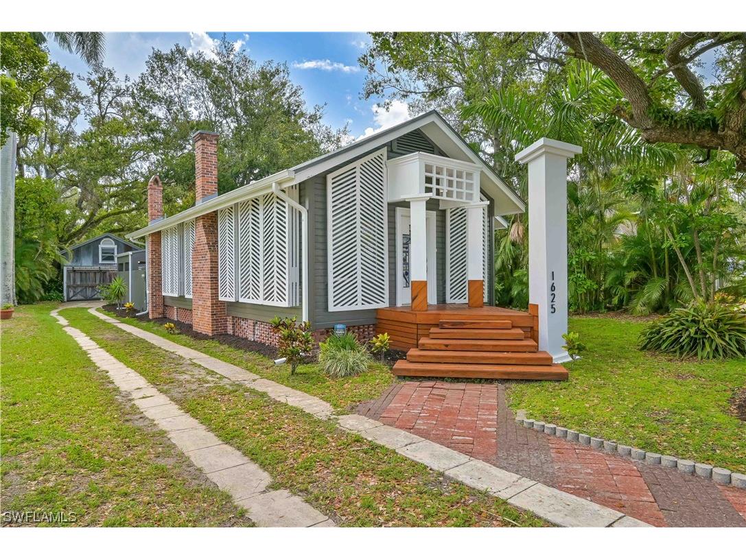 1625 Hough Street Fort Myers FL 33901 223049254 image1
