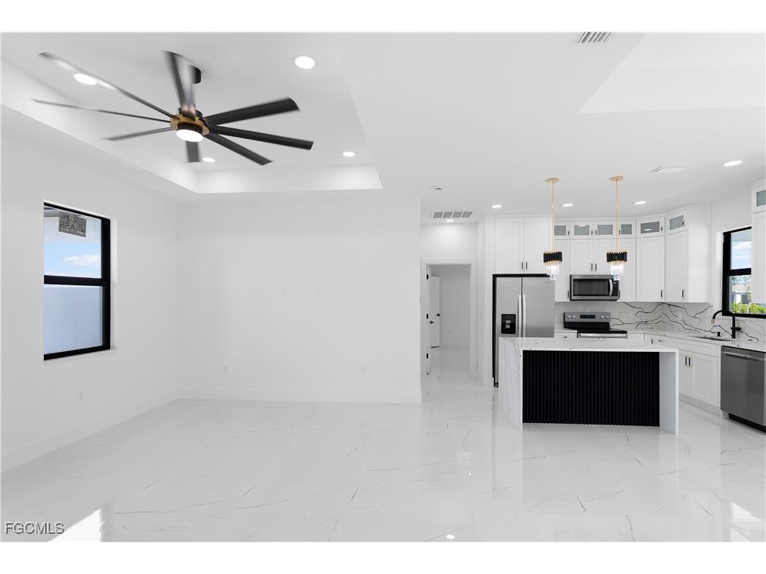 1625 Nelson Road N Cape Coral FL 33993 2025016842 image2