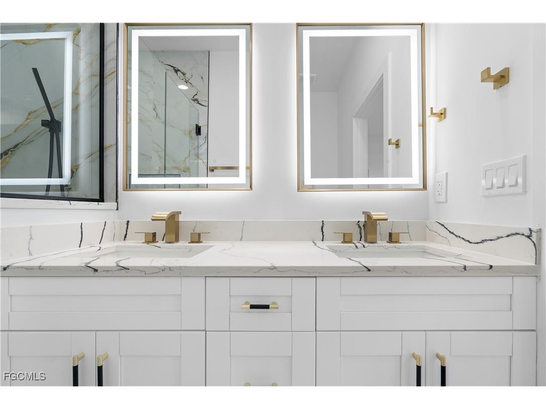 1625 Nelson Road N Cape Coral FL 33993 2025016842 image24