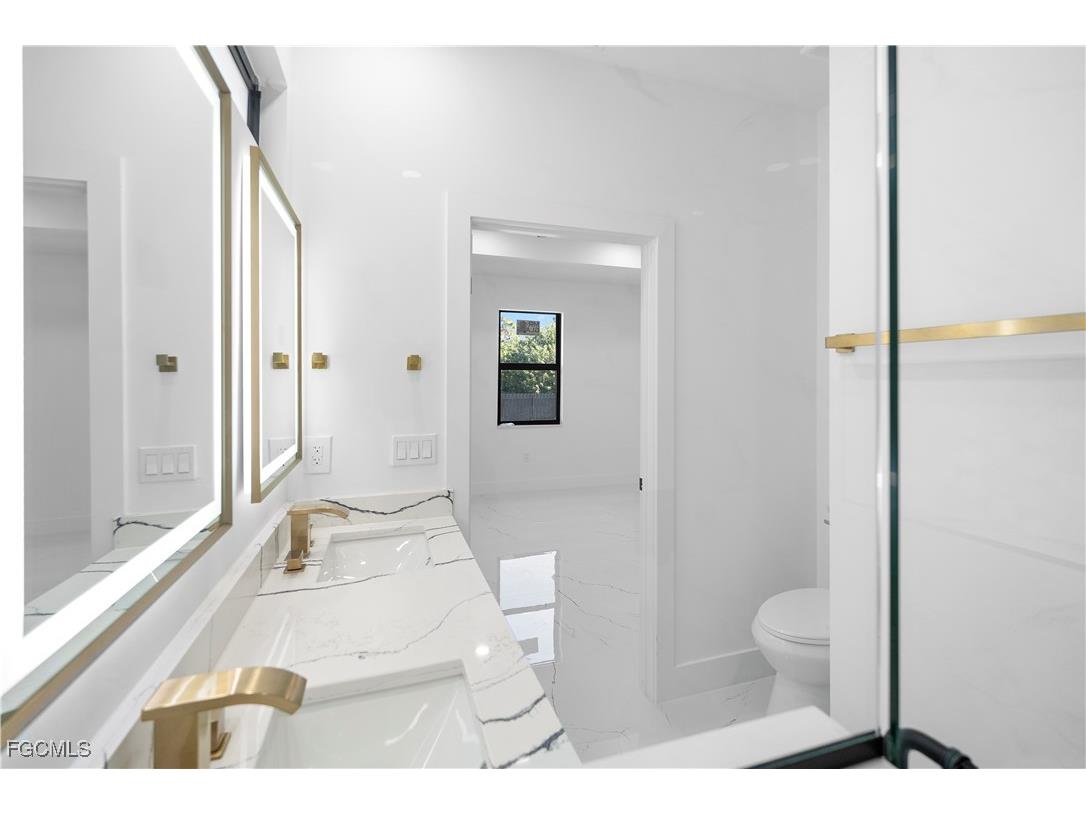 1625 Nelson Road N Cape Coral FL 33993 2025016842 image26