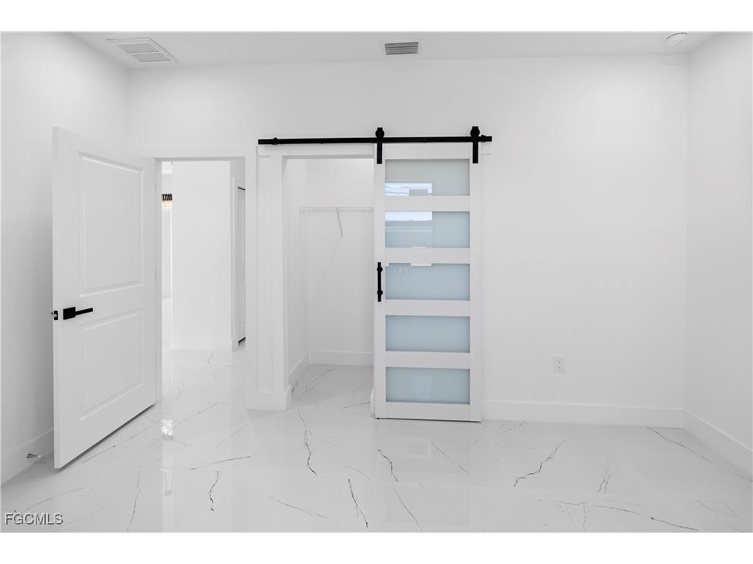 1625 Nelson Road N Cape Coral FL 33993 2025016842 image28