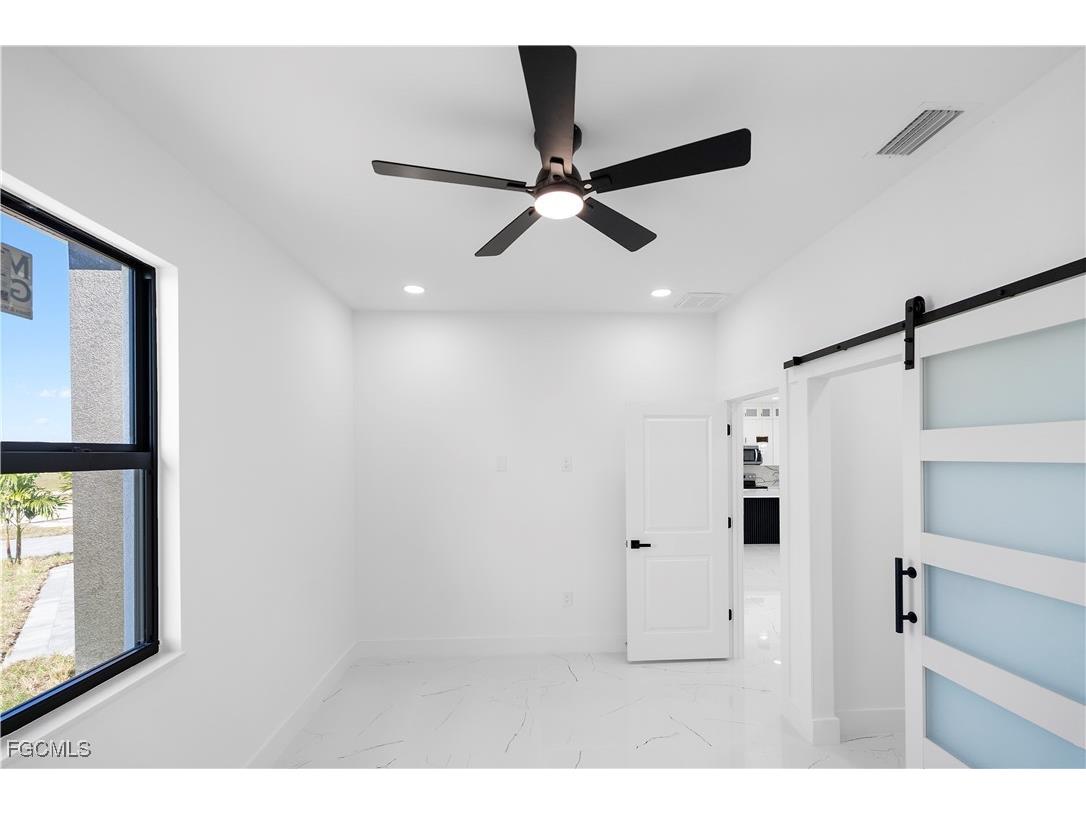 1625 Nelson Road N Cape Coral FL 33993 2025016842 image29