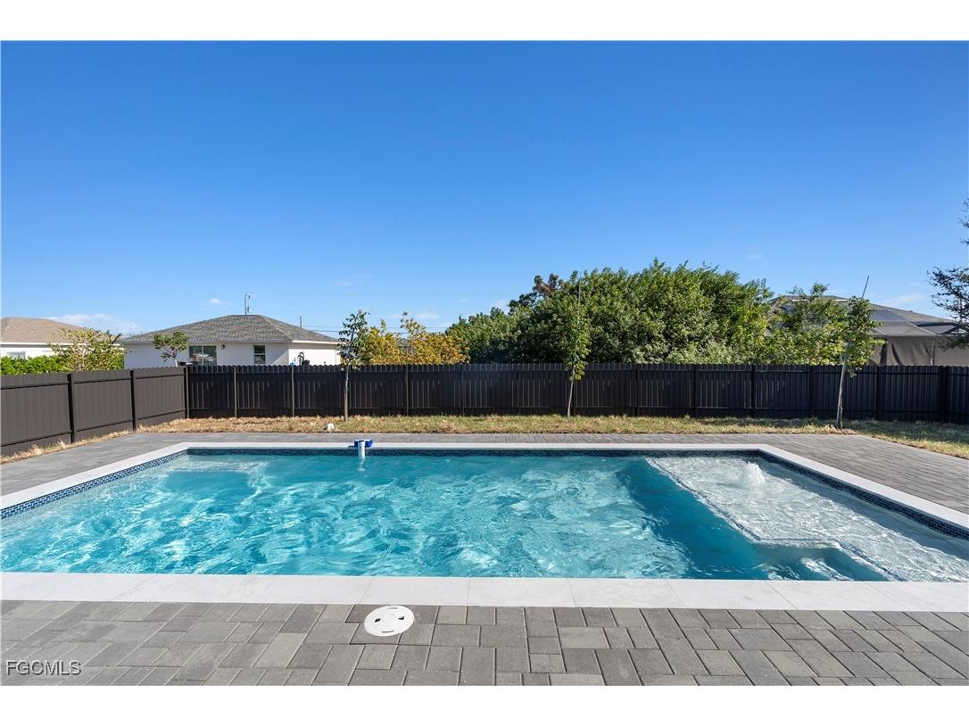 1625 Nelson Road N Cape Coral FL 33993 2025016842 image45