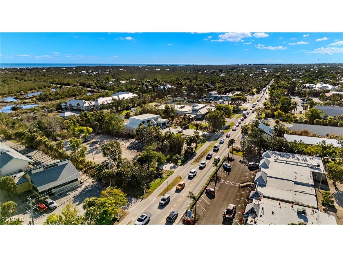 1625 Periwinkle Way Sanibel FL 33957 2026002902 image13