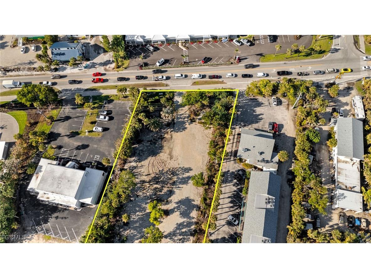 1625 Periwinkle Way Sanibel FL 33957 2026002902 image4