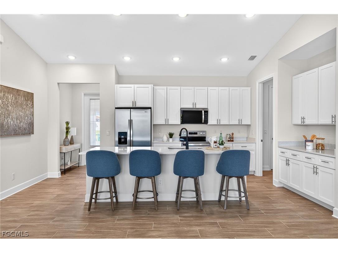 1625 SW 15th Place Cape Coral FL 33991 2026007998 image8