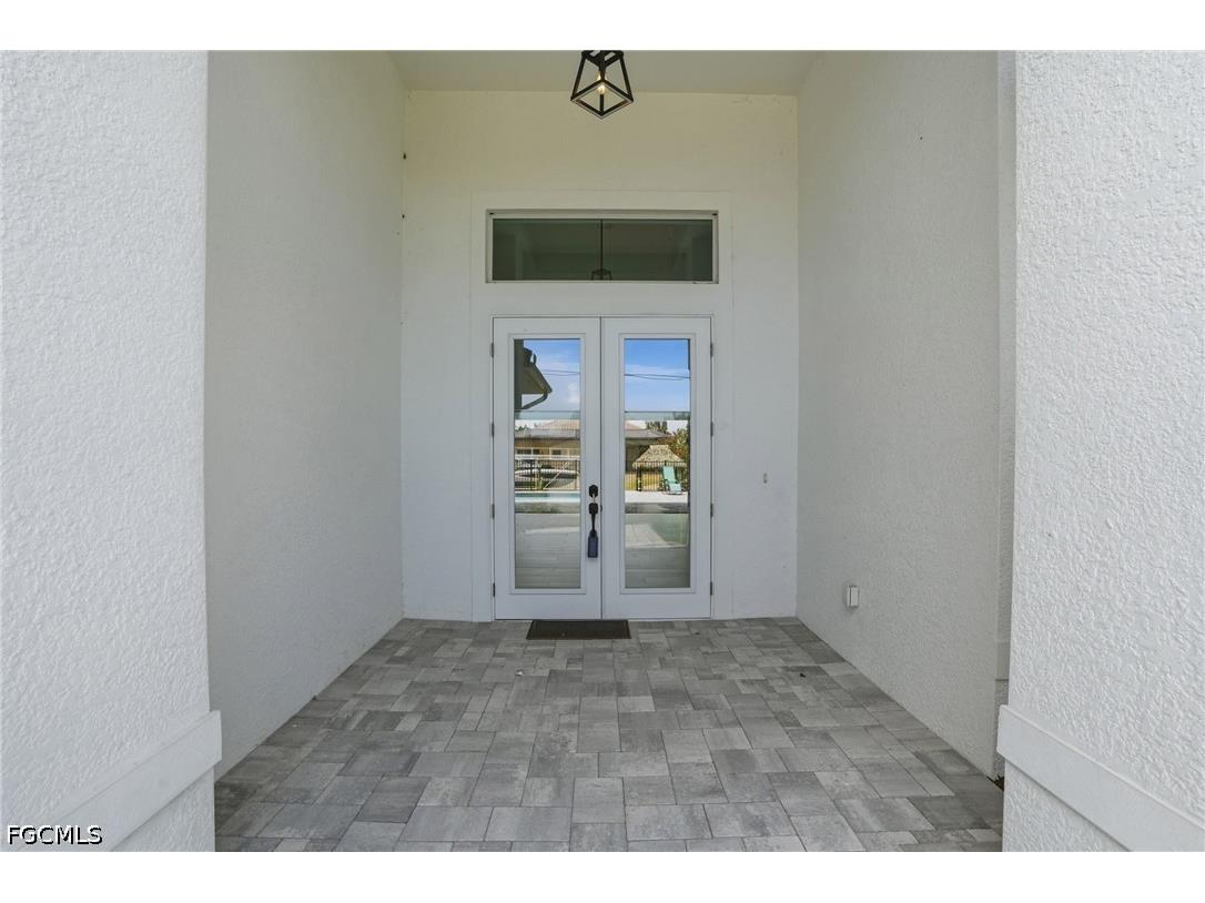 1625 SW 44th Terrace Cape Coral FL 33914 2026020485 image2