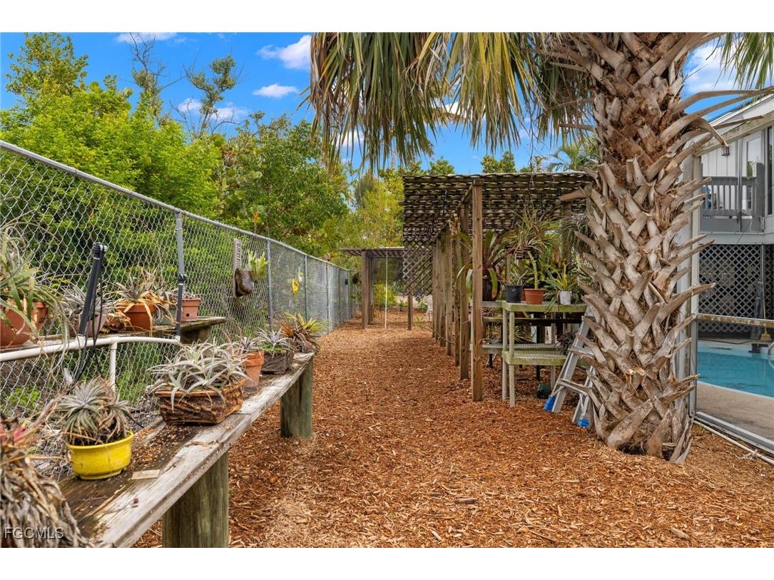 1625 Serenity Lane Sanibel FL 33957 2025013847 image28