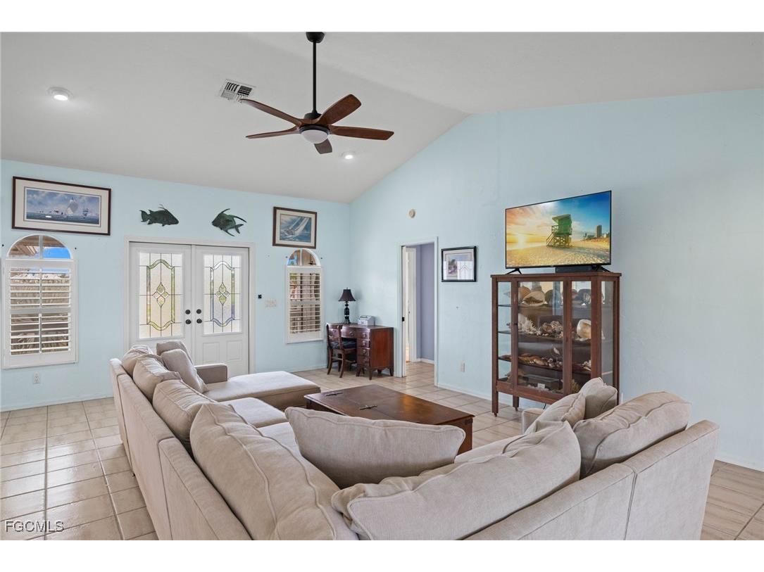 1625 Serenity Lane Sanibel FL 33957 2025013847 image8
