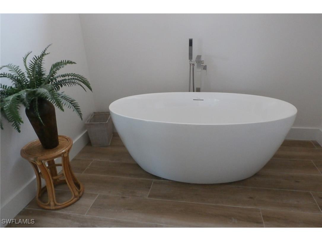 16252 Kelly Woods Drive Fort Myers FL 33908 225056734 image11