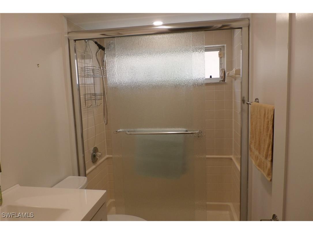 16252 Kelly Woods Drive Fort Myers FL 33908 225056734 image15