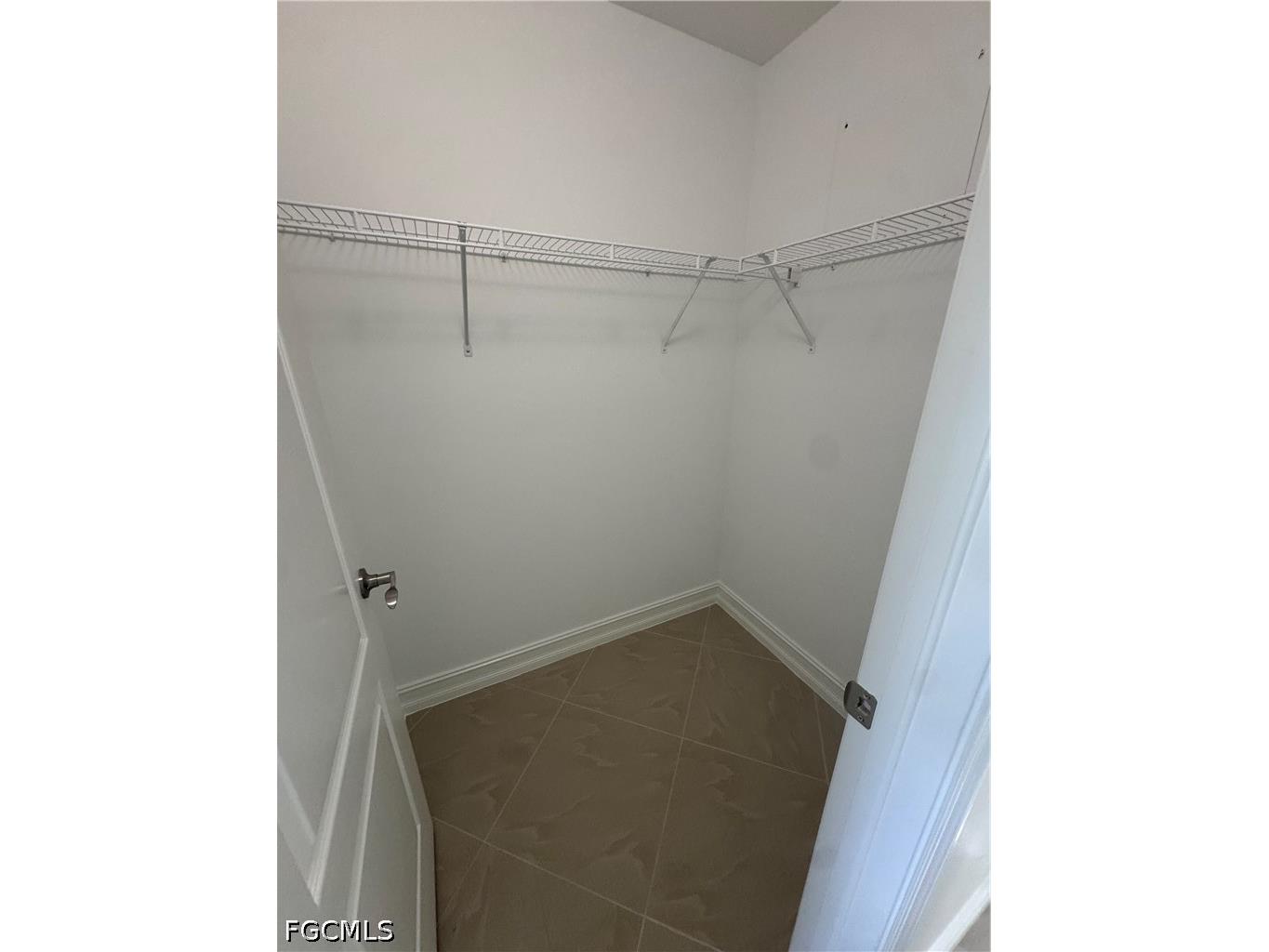 1626 Four Mile Cove Parkway Cape Coral FL 33990 2026023856 image27