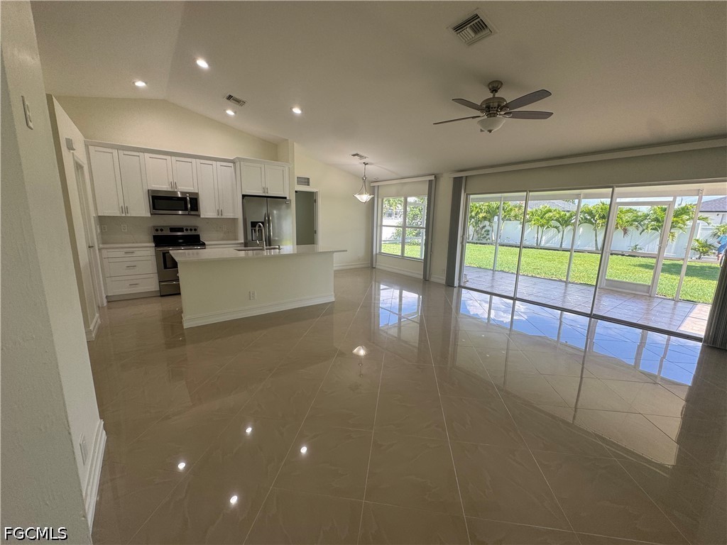 1626 Four Mile Cove Parkway Cape Coral FL 33990 2026023856 image7