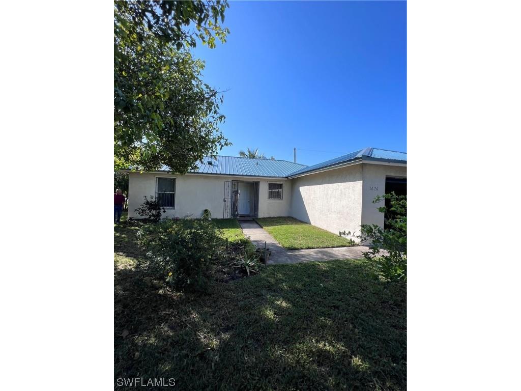 1626 N Baines Terrace Pahokee FL 33476 223018993 image1