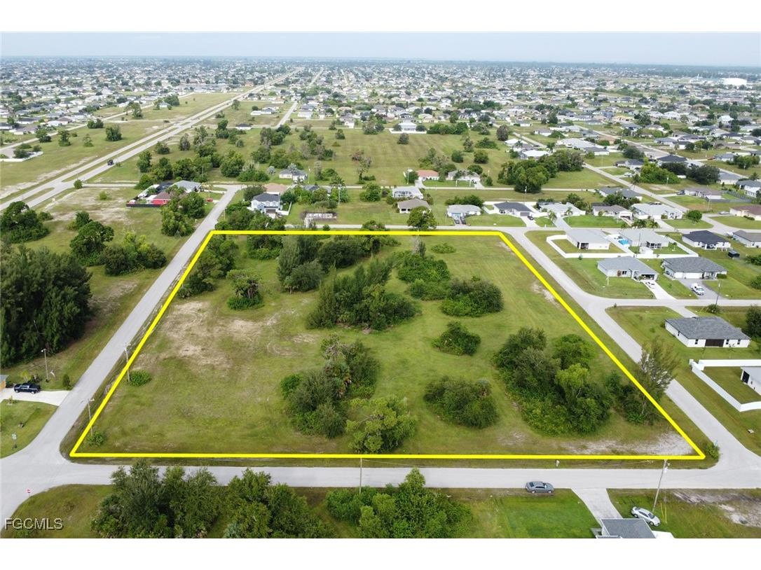 1626 NW 2nd Avenue Cape Coral FL 33993 2025012849 image1