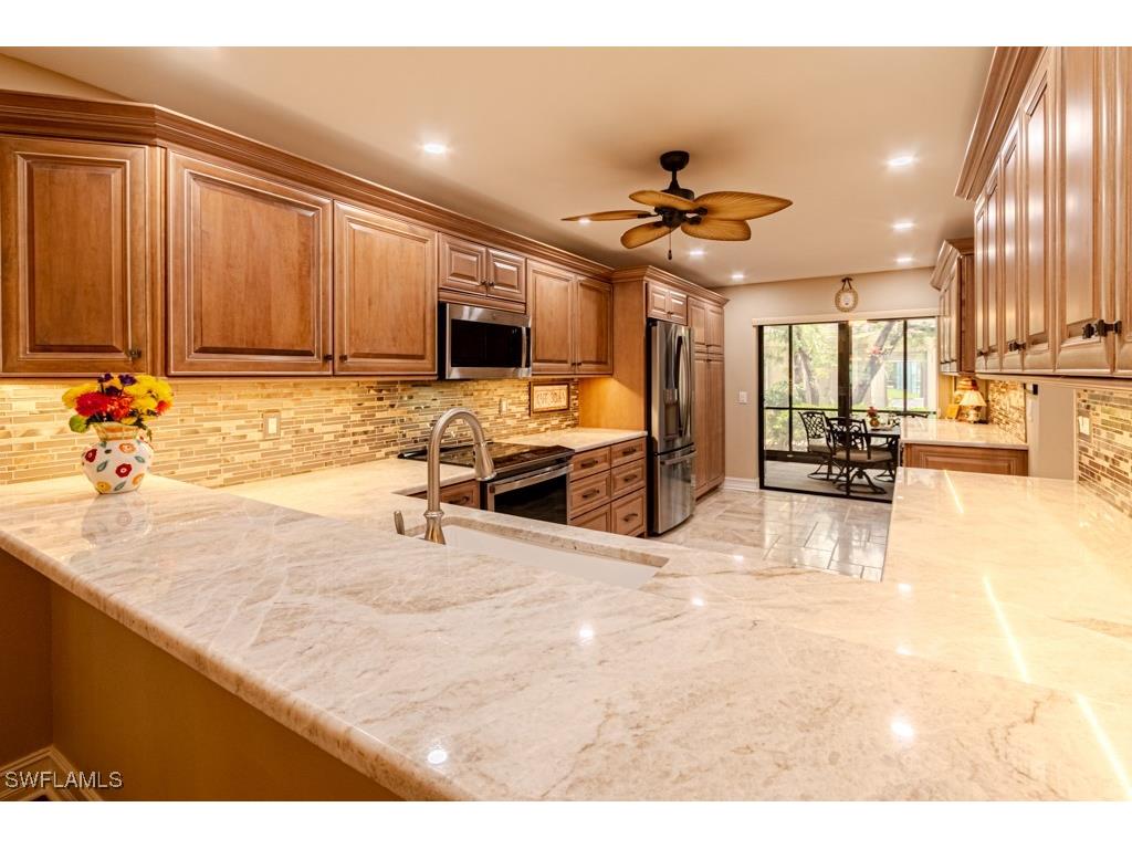 16260 Kelly Cove Drive #240 Fort Myers FL 33908 224063054 image1