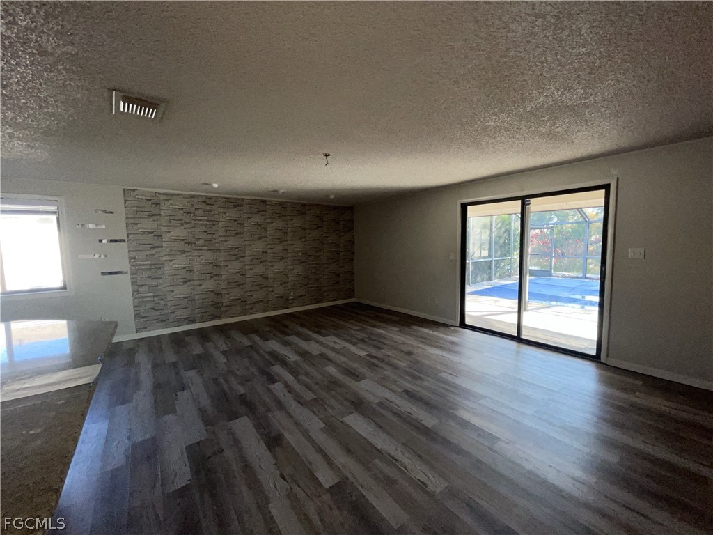 16264 Shadow Pine Road North Fort Myers FL 33917 2026008840 image10